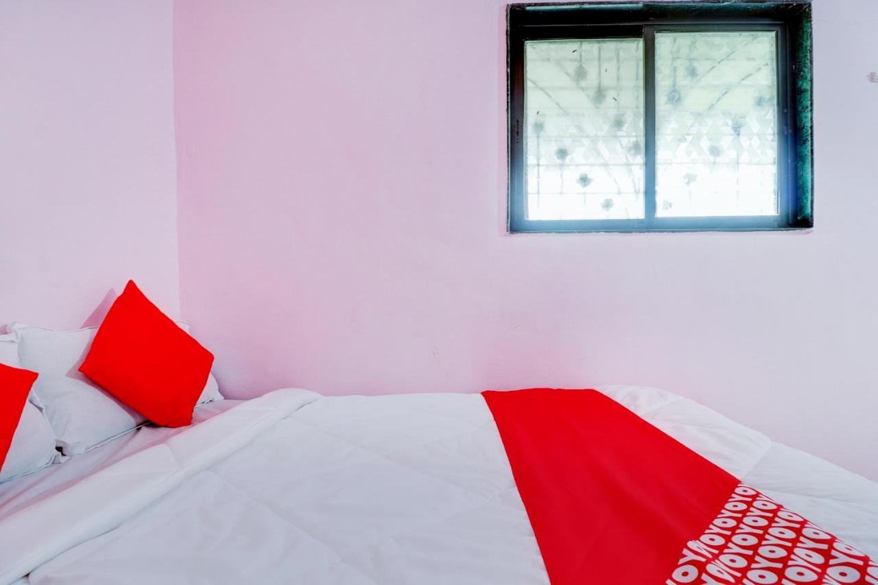 Hotel Oyo 72593 Adarsh Farm