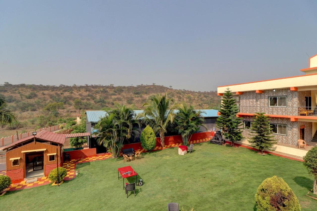Oyo 72593 Adarsh Farm